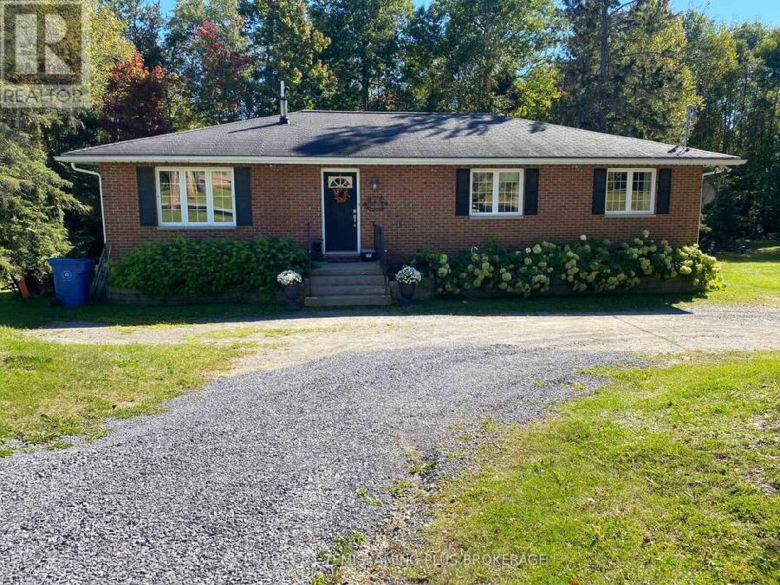 43 O'CONNOR DRIVE, Temagami, Ontario P0H 2H0