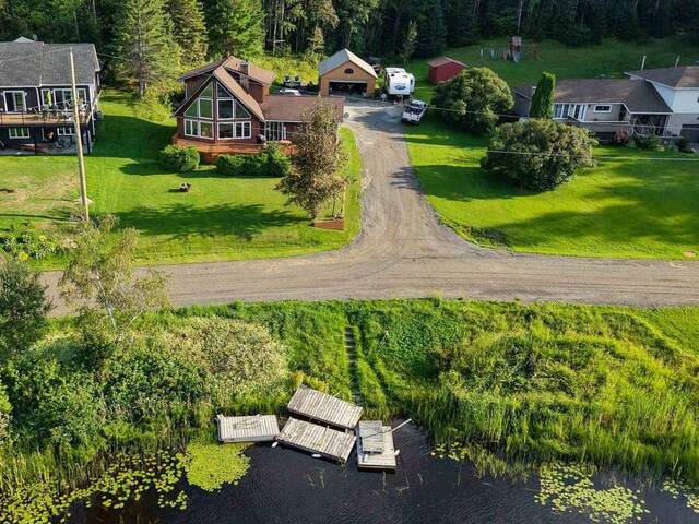 65 LAKESHORE AVENUE Englehart Ontario, P0J 1B0 - 3 Bedrooms Waterfront Home For sale