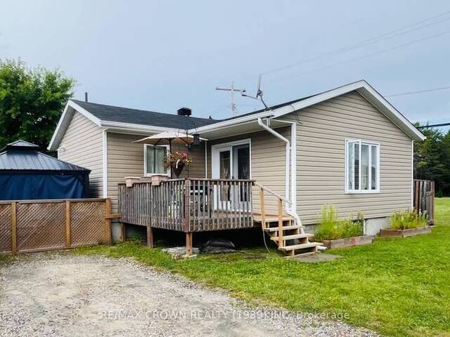 5 GLEN AVENUE Cochrane Ontario, P0L 1C0 - 3 Bedrooms Home For Sale
