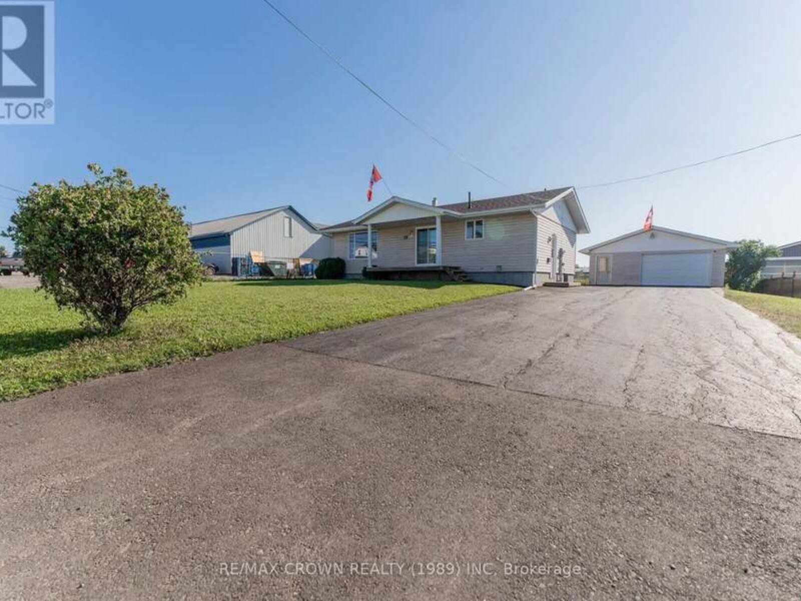 20 BRUNELLE ROAD S, Kapuskasing, Ontario P5N 2T2