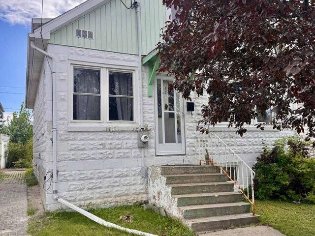 121 FLORAL AVENUE Timmins Ontario, P4N 4H6 - 3 Bedrooms Home For Sale