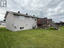 30 EIGHTEENTH AVENUE | Cochrane Ontario | Slide Image Six
