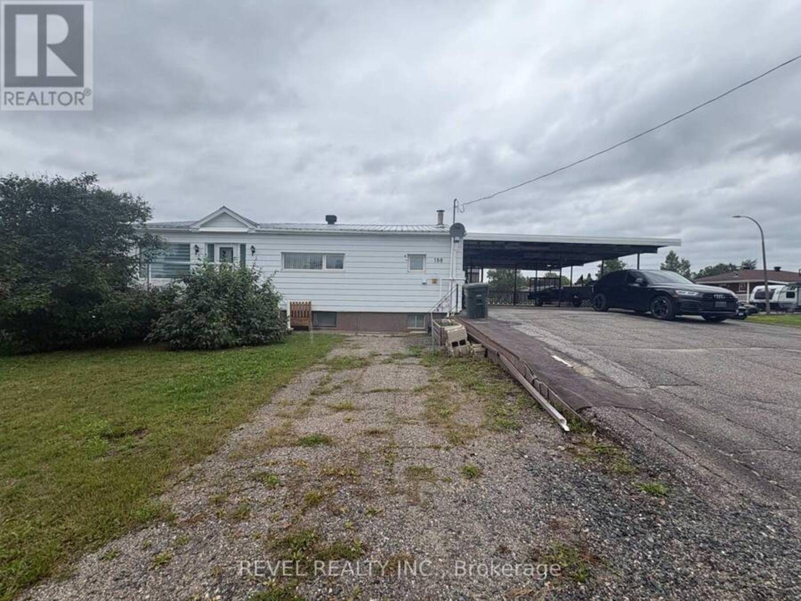 188 ELAINE AVENUE, Smooth Rock Falls, Ontario P0L 2B0