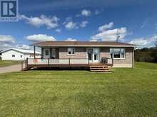 1363 HWY 652 | Cochrane Ontario | Slide Image Three