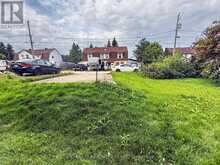 106 ARGYLE AVENUE | Iroquois Falls Ontario | Slide Image Three