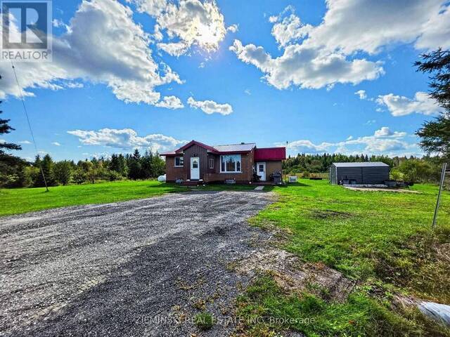 PT LT 4 CON 5 NEWMARKET TWP, 11 HIGHWAY Iroquois Falls Ontario, P0N 1J0 - 2 Bedrooms Home For Sale