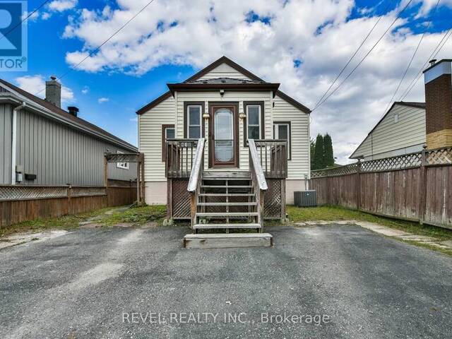 418 MAPLE STREET S Timmins Ontario, P4N 1Z8 - 3 Bedrooms Home For Sale