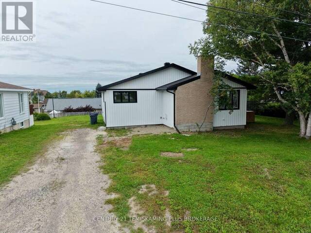377 JOYAL DRIVE Temiskaming Shores Ontario, P0J 1K0 - 4 Bedrooms Home For Sale