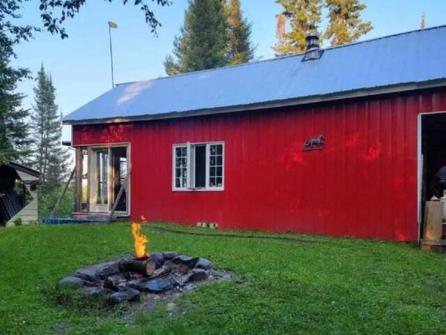 LOC CL 16962 RP 6R8614 PART 1 Cochrane Ontario, P0L 1C0 - 2 Bedrooms Waterfront Home For sale