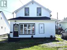 35 TAYLOR AVENUE | Kirkland Lake Ontario | Slide Image Five