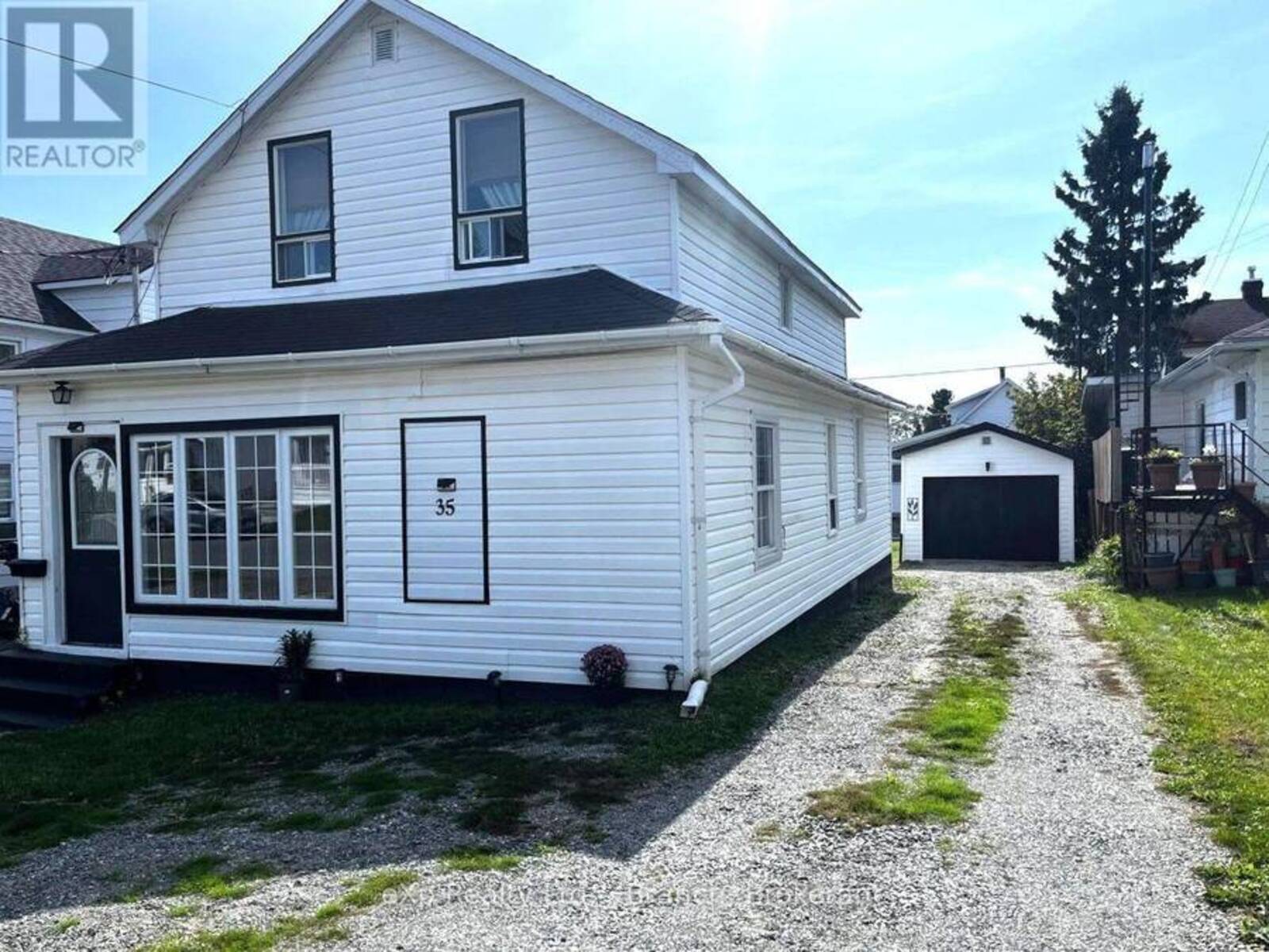 35 TAYLOR AVENUE, Kirkland Lake, Ontario P2N 2L2