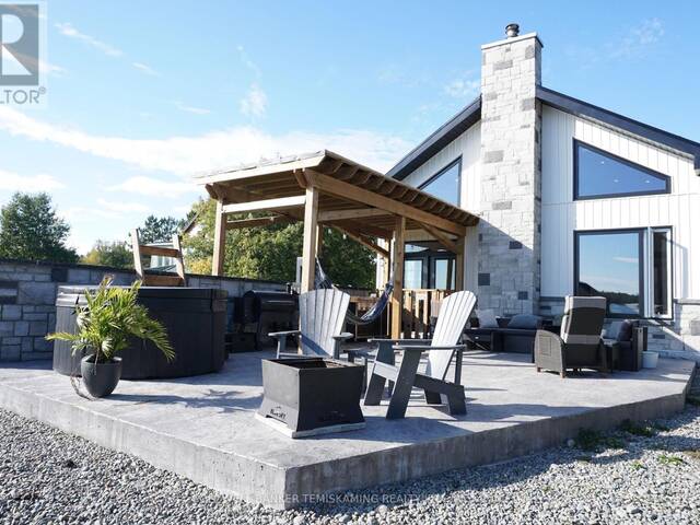 7 FIFTH AVENUE Kirkland Lake Ontario, P0J 1L0 - 4 Bedrooms Waterfront Home For sale