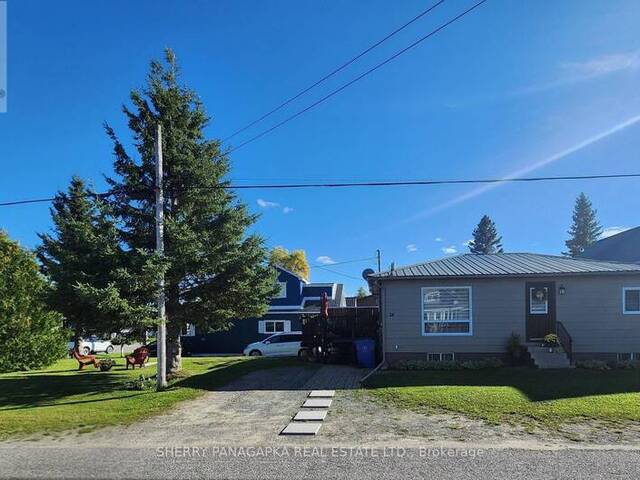 24 MARKET STREET Kirkland Lake Ontario, P0K 1L0 - 2 Bedrooms Home For Sale