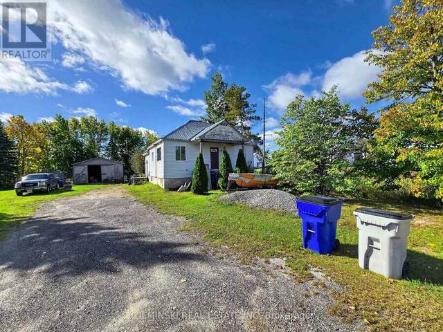 6655 FREDERICK HOUSE LAKE ROAD Timmins Ontario, P0N 1A0 - 3 Bedrooms Waterfront Home For sale