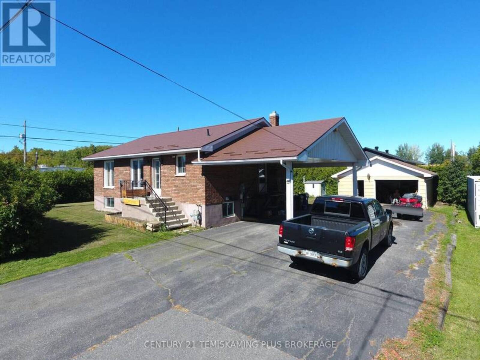451 JOYAL DRIVE, Temiskaming Shores, Ontario P0J 1K0