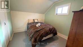 114 CIRCLE PLACE | Iroquois Falls Ontario | Slide Image Seventeen