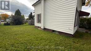 114 CIRCLE PLACE | Iroquois Falls Ontario | Slide Image Three
