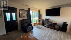 114 CIRCLE PLACE | Iroquois Falls Ontario | Slide Image Eight
