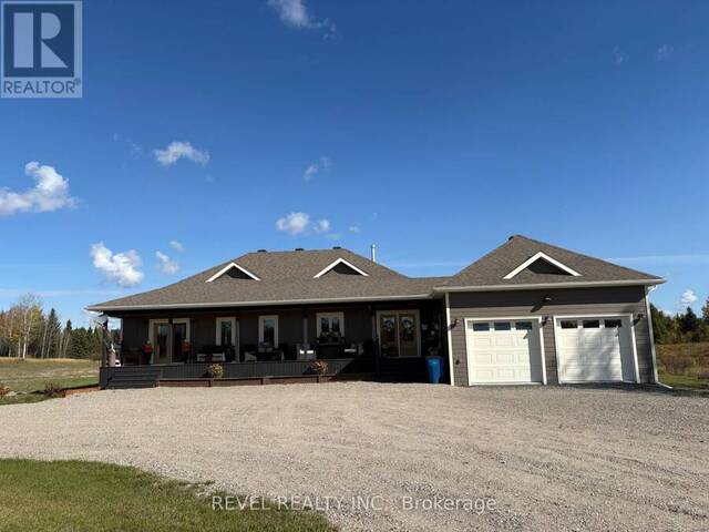 1267 4 & 5 CONCESSION Cochrane Ontario, P0L 1C0 - 5 Bedrooms Home For Sale