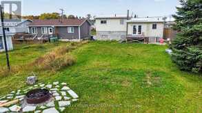 24 CEDAR AVENUE | Hornepayne Ontario | Slide Image Nine