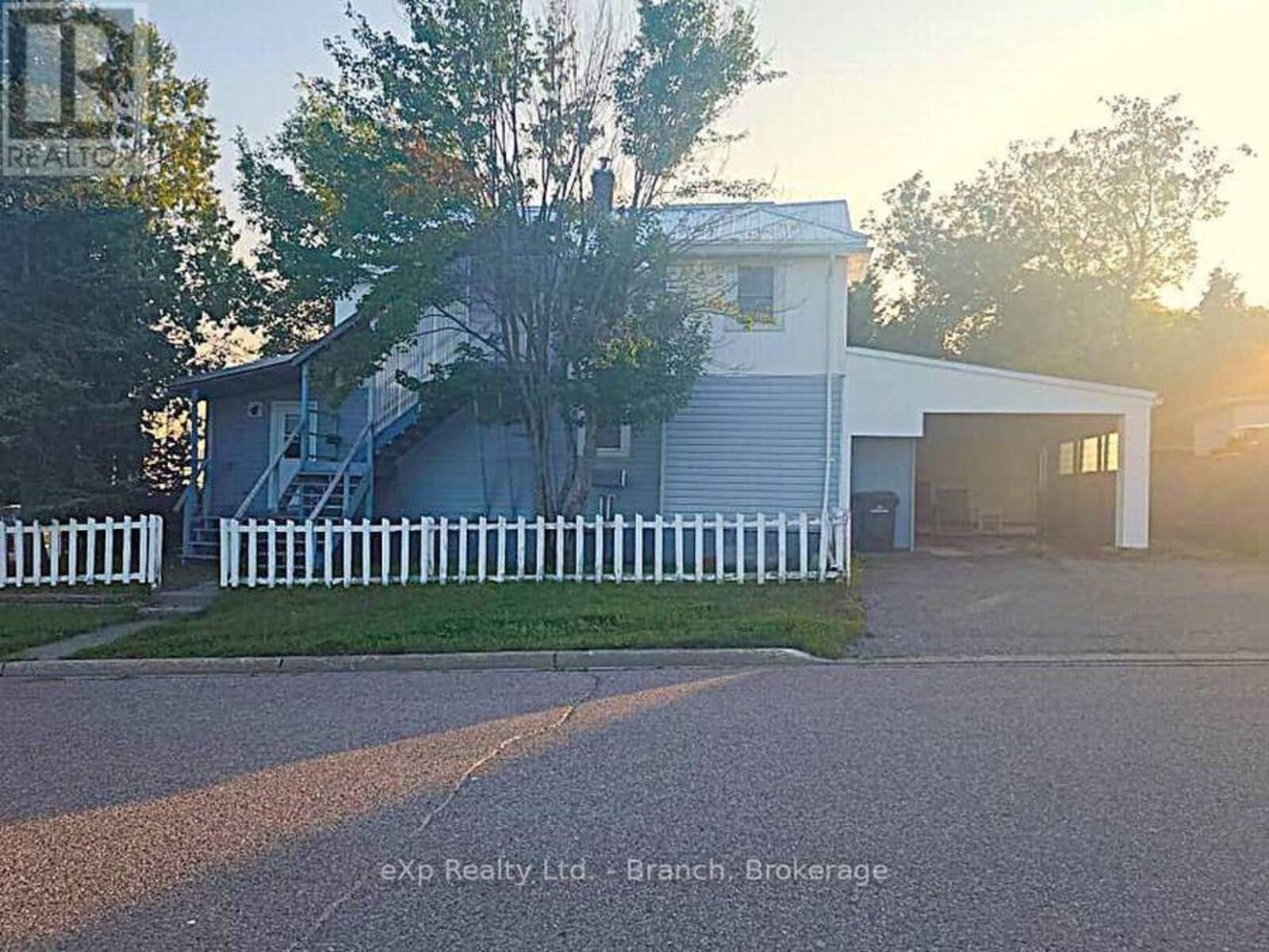 58 SECOND STREET E, Kirkland Lake, Ontario P2N 1R5