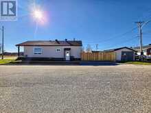 348 CAMBRIDGE AVENUE | Iroquois Falls Ontario | Slide Image Three
