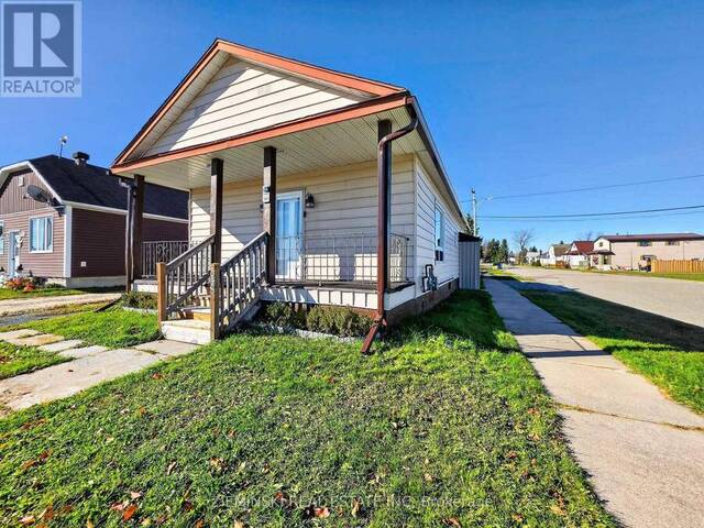 348 CAMBRIDGE AVENUE Iroquois Falls Ontario, P0K 1G0 - 3 Bedrooms Home For Sale