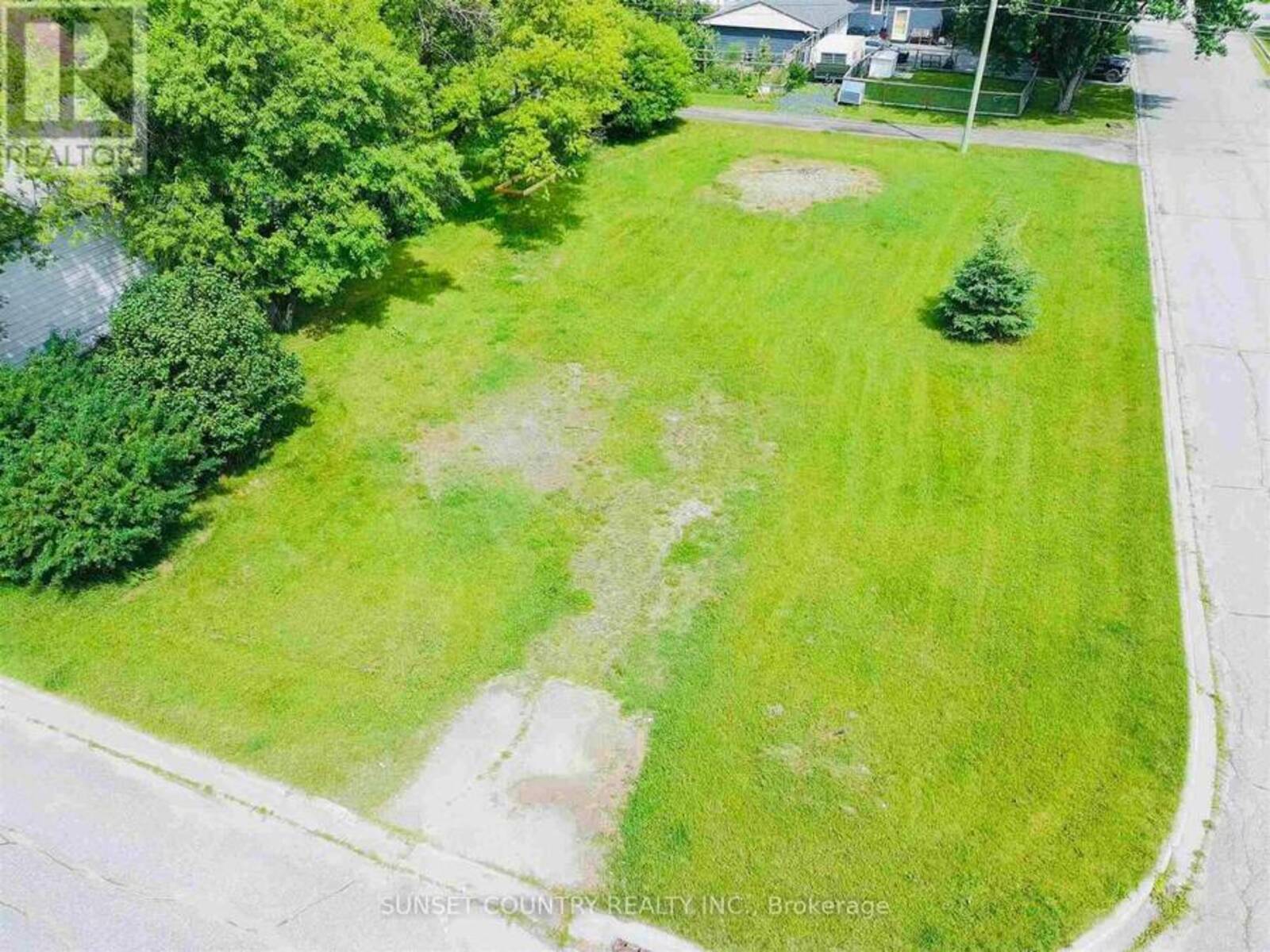 215 FLORENCE STREET, Dryden, Ontario P8N 2R8