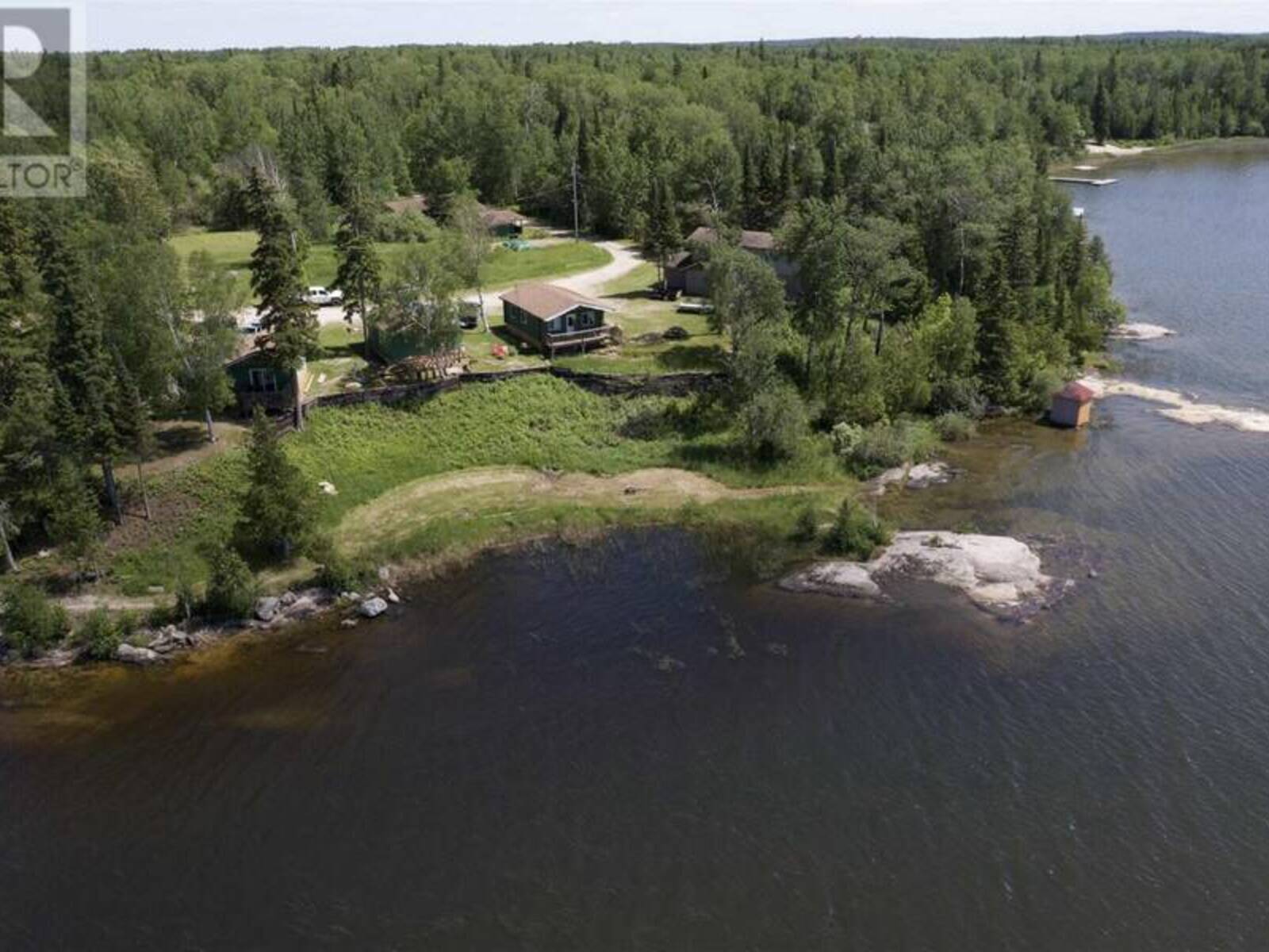 215 BEAR TRAIL LODGE, Vermilion Bay, Ontario P0V 2V0