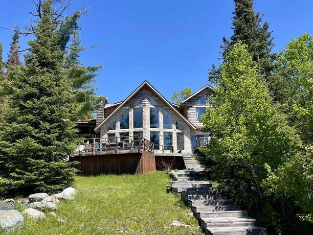 110 Poplar Bay RD|McKenzie Portage road S of Keewatin Ontario, P0X 1C0