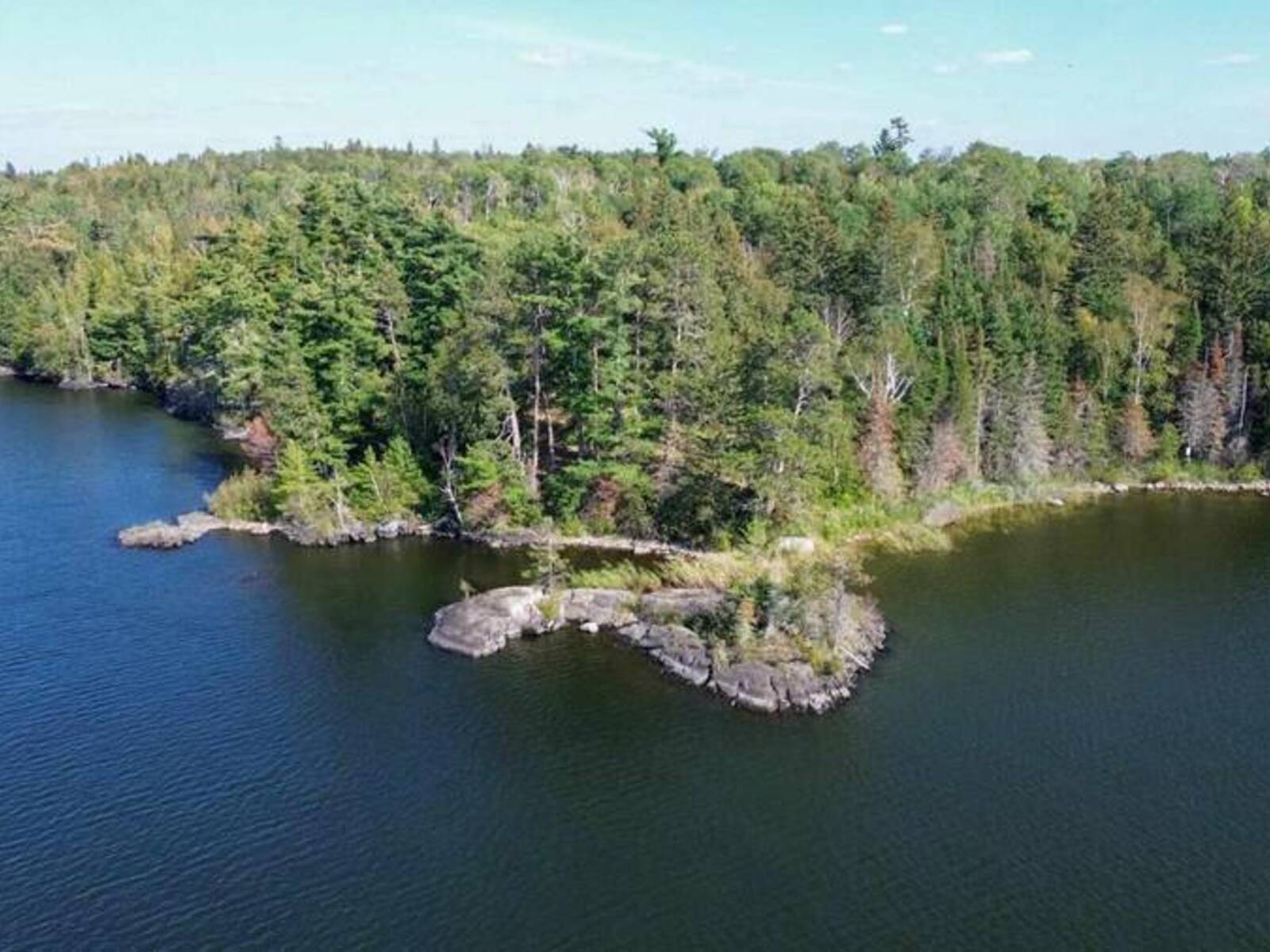 5 Hay Island|Lake of the Woods, S of Kenora, Ontario P0X 1H0