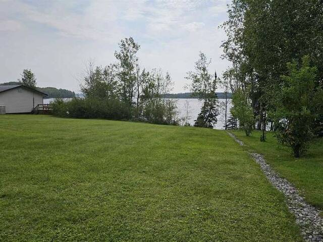 555 & 559 HWY 657 Goldpines RD Ear Falls Ontario, P0V 1T0 - 3 Bedrooms Waterfront Home For sale