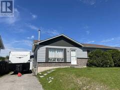 36 Wendego ST Manitouwadge Ontario, P0T 2C0