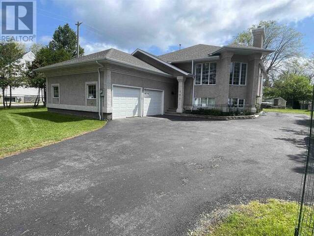 195 Casimir AVE Dryden Ontario, P8N 2J1