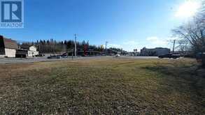 923 Highway 17 East | Kenora Ontario | Slide Image Seven