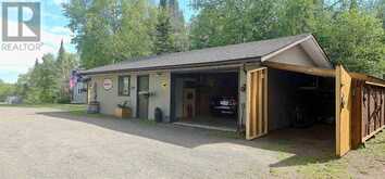 530 East Loon Lake RD | Thunder Bay Ontario | Slide Image Three