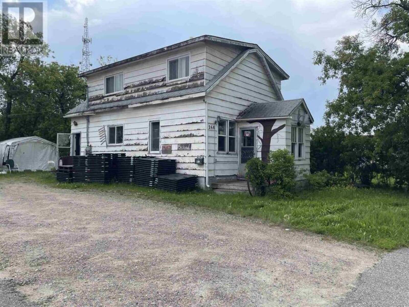 268 Government ST, Dryden, Ontario P8N 2R5