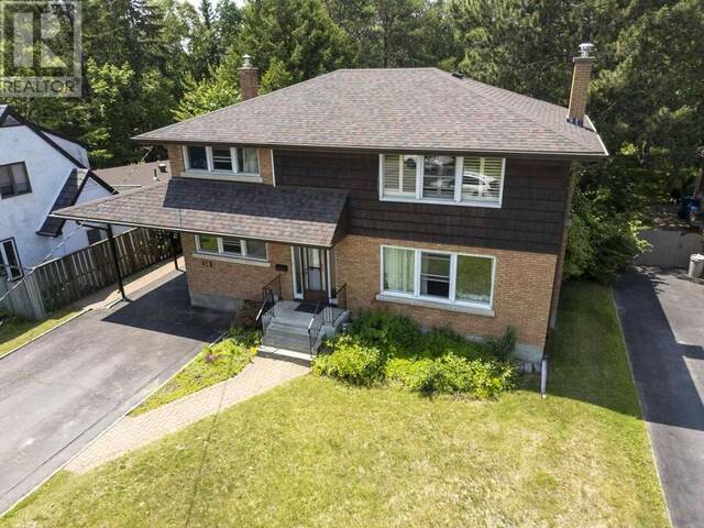 38 Farrand ST Thunder Bay Ontario, P7A 3H5