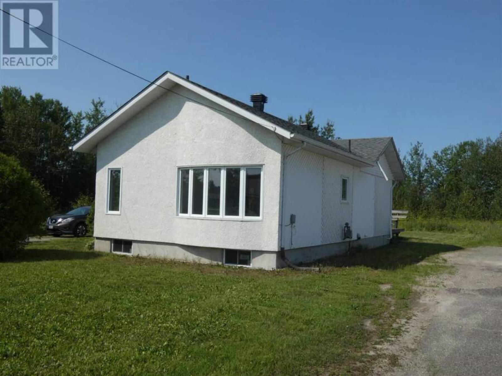 162 Kenogami RD, Longlac, Ontario P0T 2A0