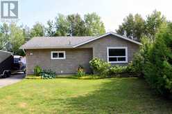 58 Redwing AVE | Manitouwadge Ontario | Slide Image One