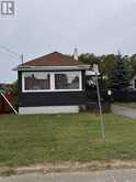 16 Empress AVE N | Thunder Bay Ontario | Slide Image Two