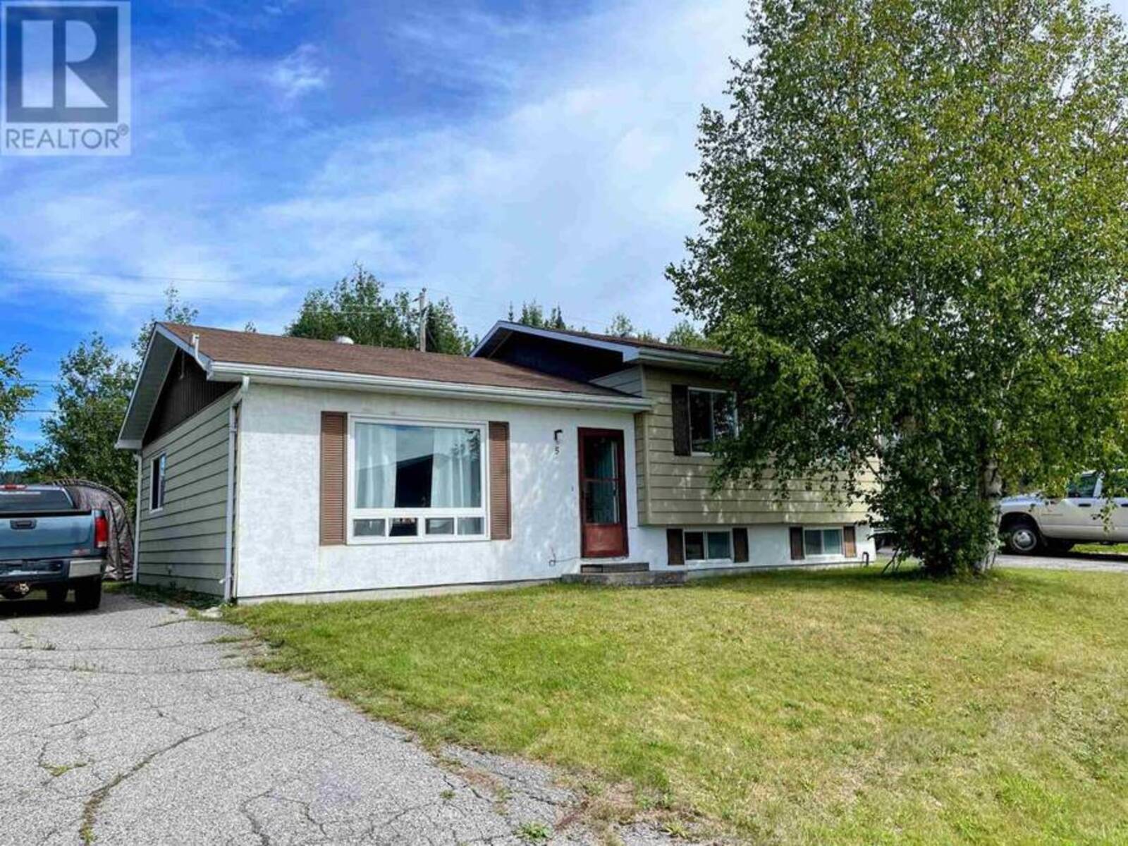 5 Wendego ST, Manitouwadge, Ontario P0T 2C0