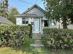 329 High ST S Thunder Bay Ontario, P7B 3L2