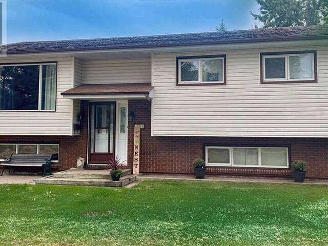 320 Wilde ST Dryden Ontario, P8N 3A9