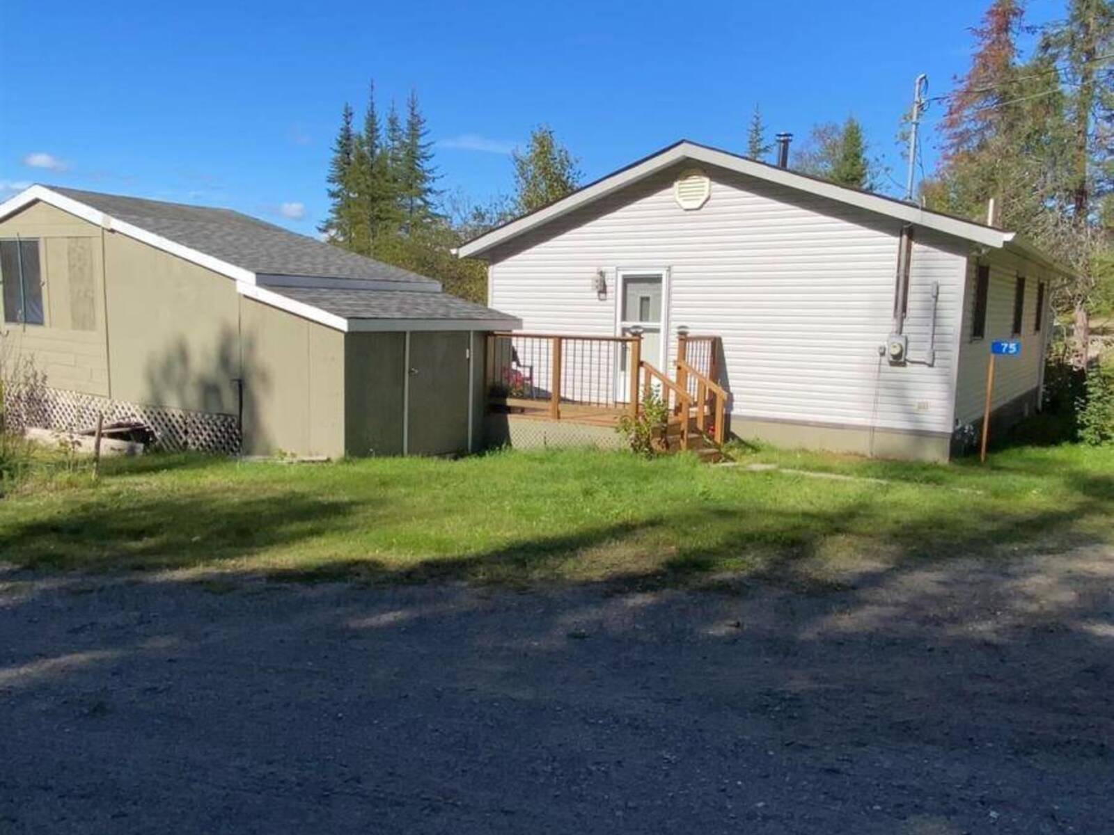 75 Warnica Lake RD E, Jacques, Ontario P7G 0Y5