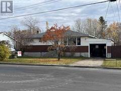 12 Edward Street Cochenour Ontario, P0V 1L0