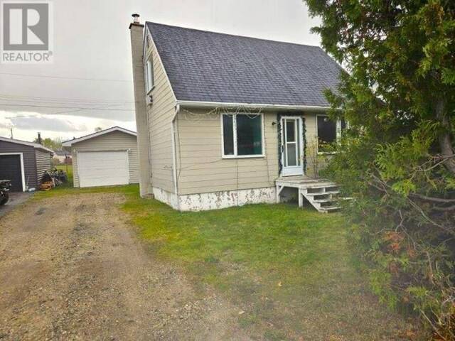 10 Kingfisher Place Manitouwadge Ontario, P0T 2C0