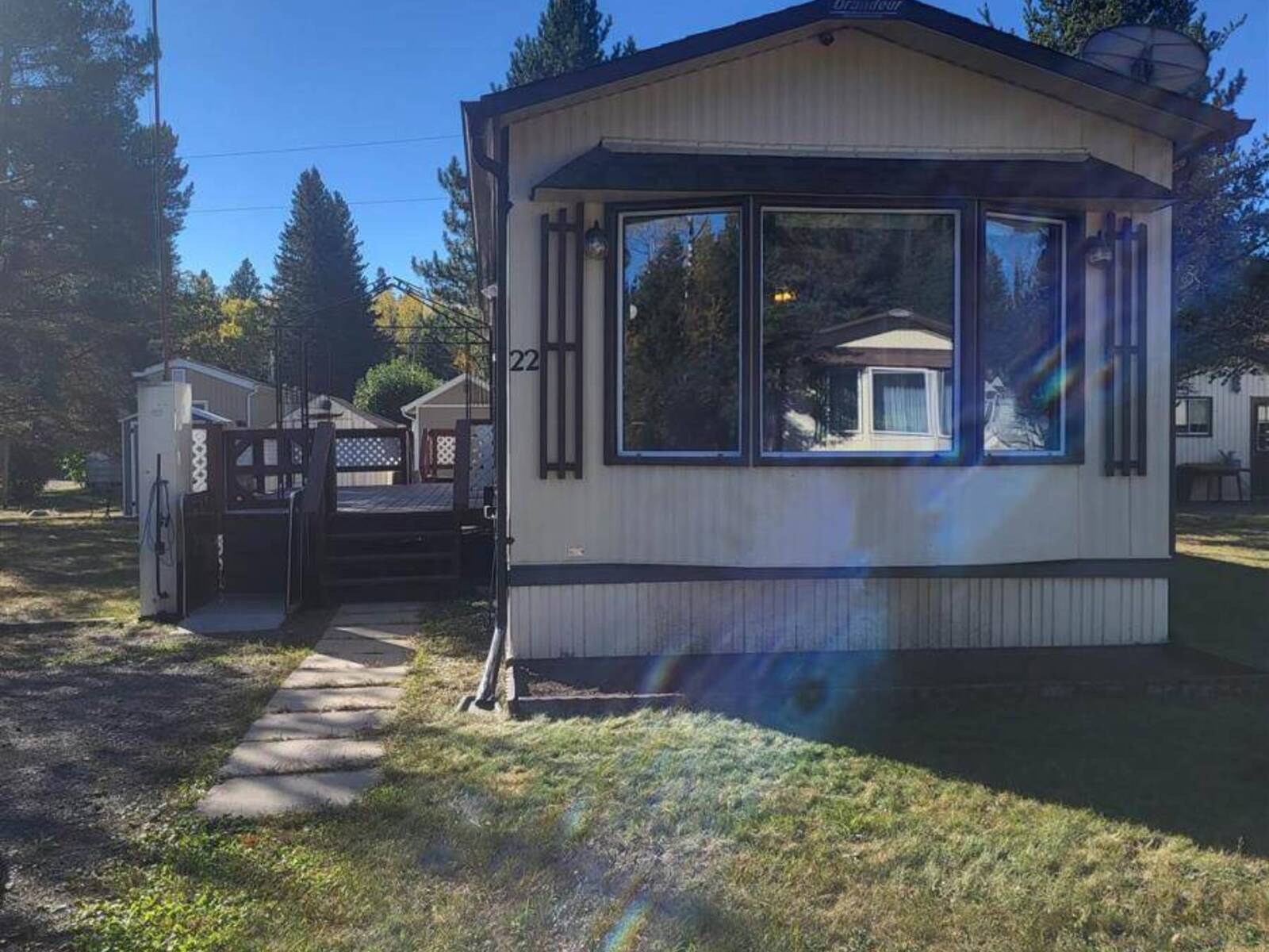 22 4650 HWY 11/17, Kakabeka Falls, Ontario P7K 0J1