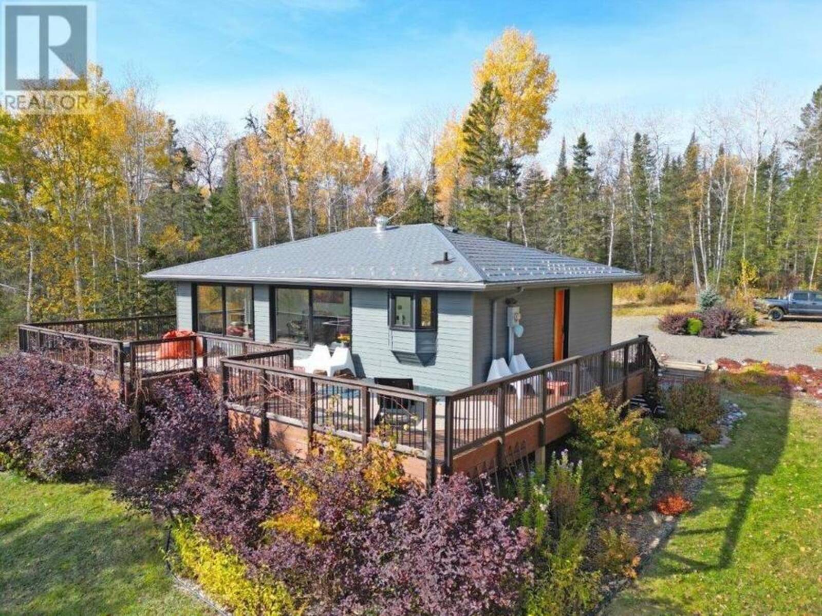 65 Palisades Road, South Gillies, Ontario P0T 2V0