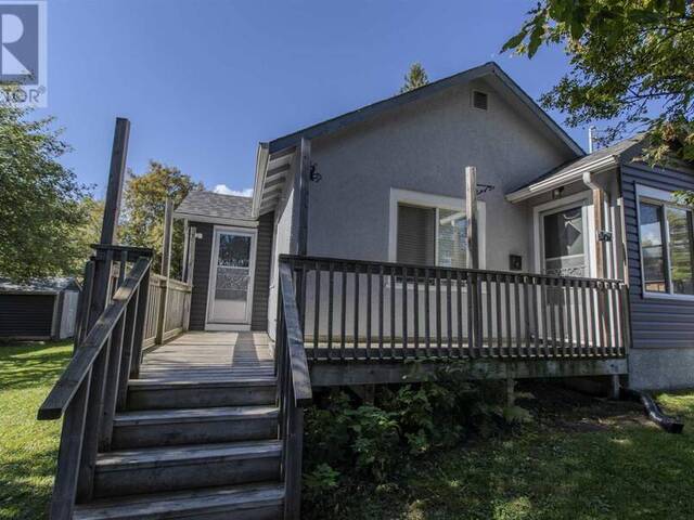 261 Mcintyre ST Thunder Bay Ontario, P7A 3B3